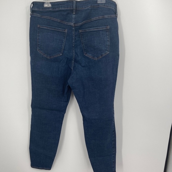 Old Navy Jeans Size Plus Sz 20 Denim Rockstar Super Skinny Extra High Rise NWT - Picture 2 of 4